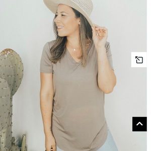 Cjla v neck tee